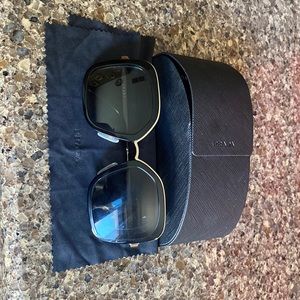 Prada Sunglasses - Frame